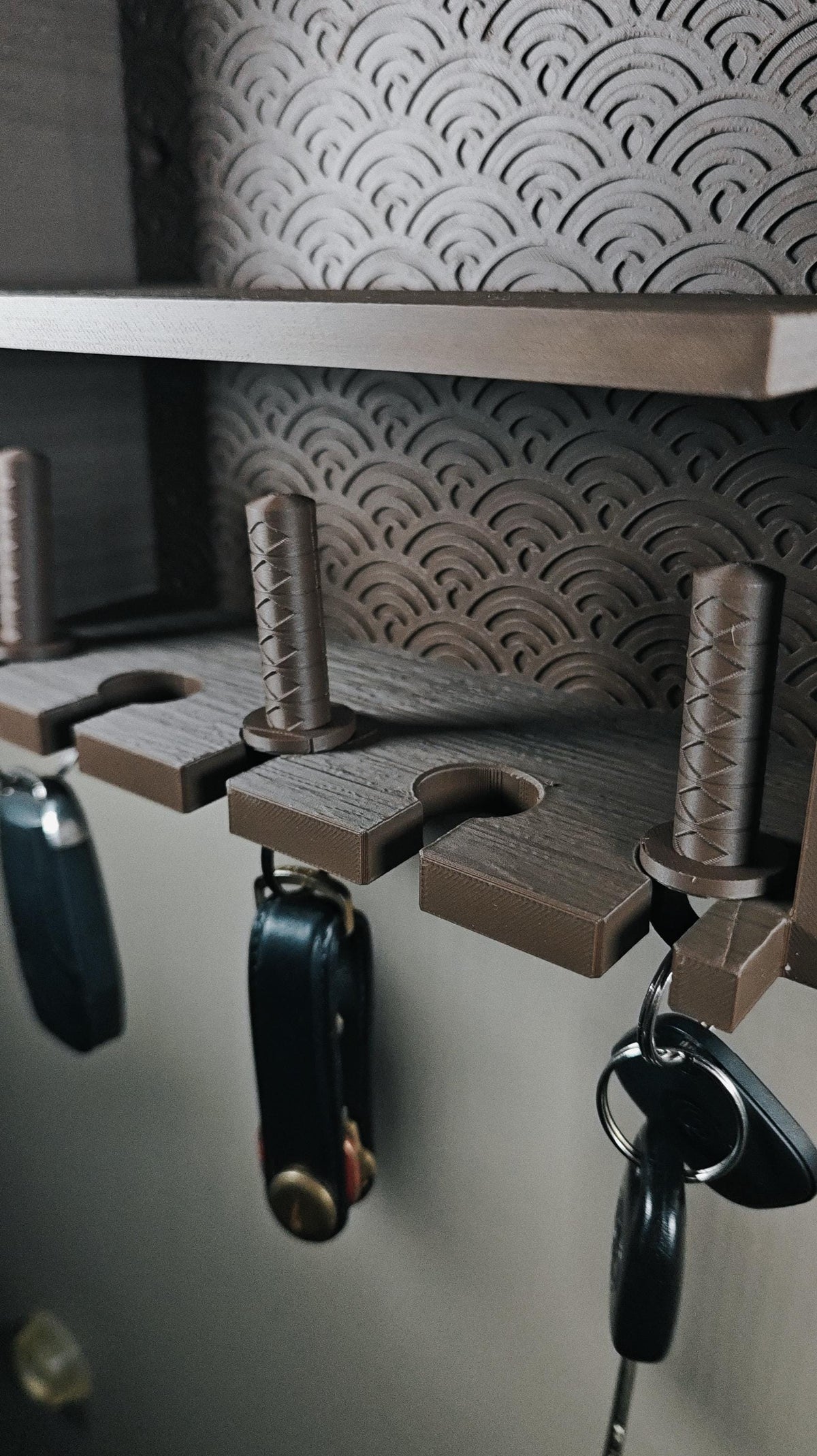 Kura Wall Rack – 5 Slot