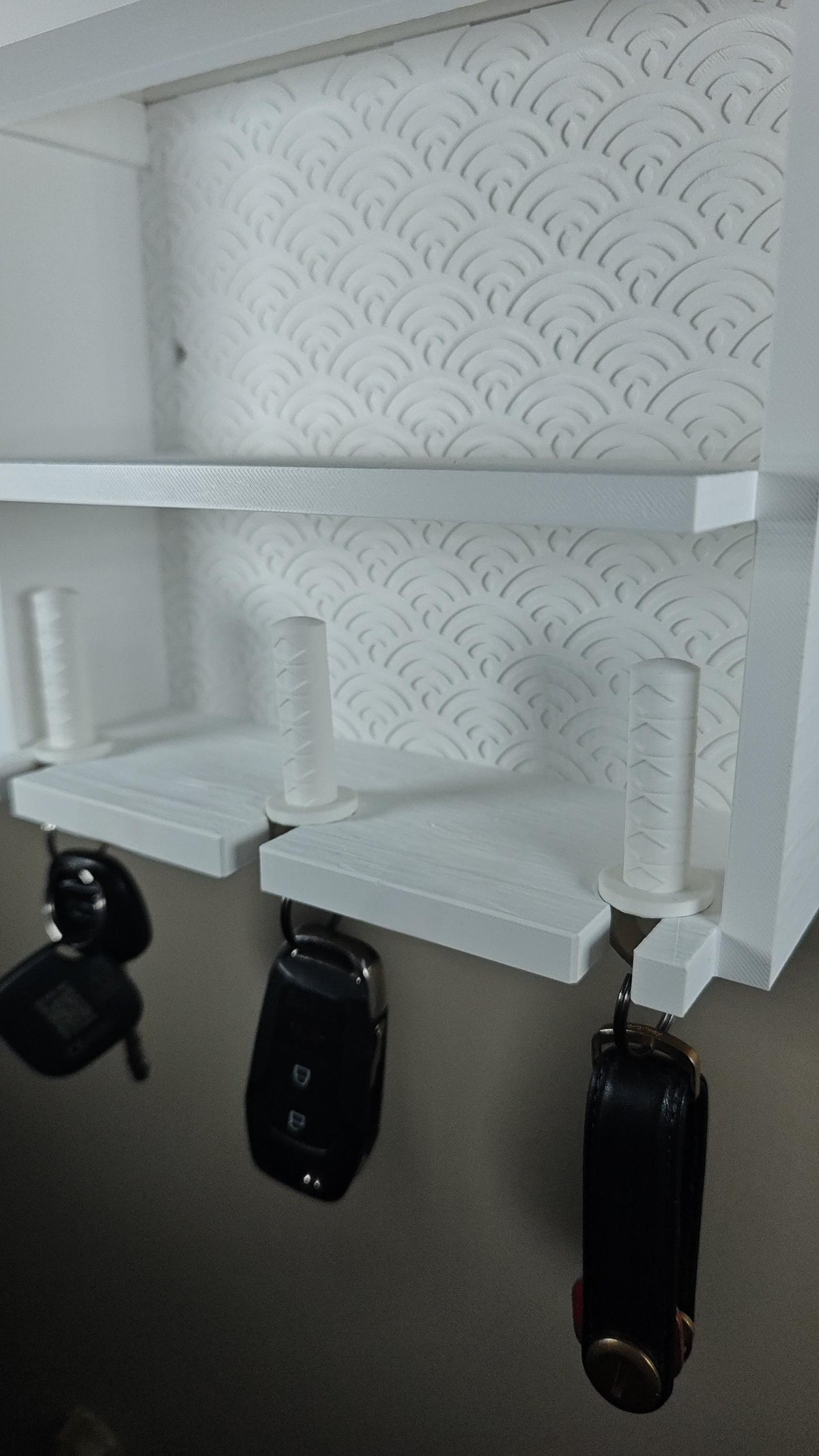 Kura Wall Rack – 3 Slot